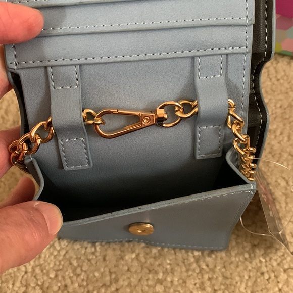 OLIVIA MILLER Faux Leather Blue Wallet With Gold Chain Strap NWT and Gift Box - Picture 6 of 16